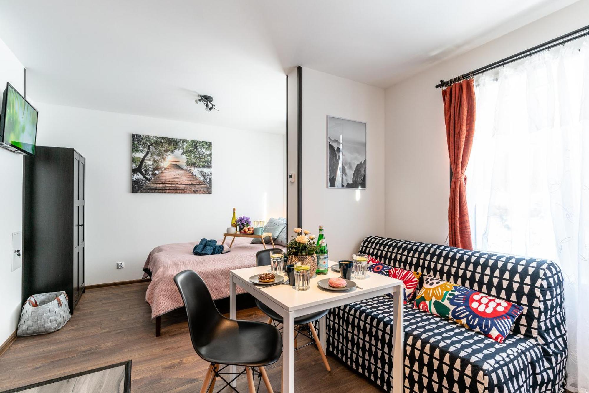Green Garden & Private Parking Apartments With Playground Рига Экстерьер фото